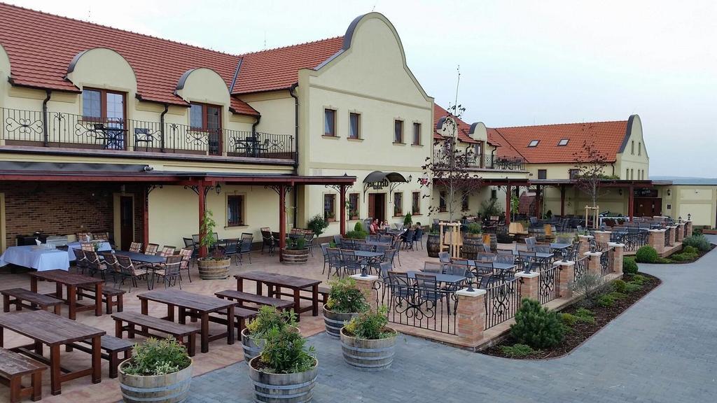 Vinarstvi U Kaplicky Hotel Zaječí Kültér fotó