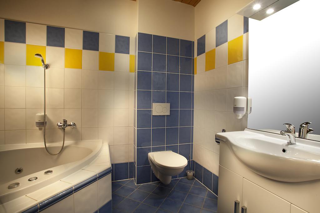 Vinarstvi U Kaplicky Hotel Zaječí Kültér fotó